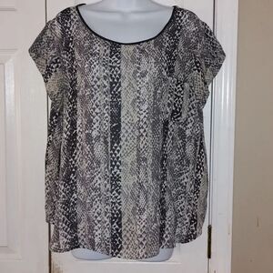 Kenar  black white sheer  animal print top   Sz XL